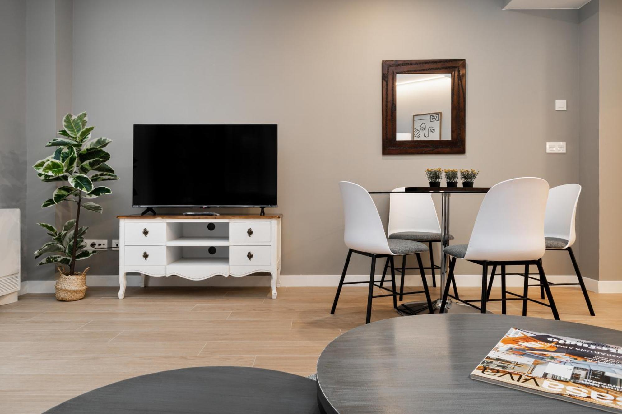 Apartamentos Torre Del Reloj ฮากา ภายนอก รูปภาพ